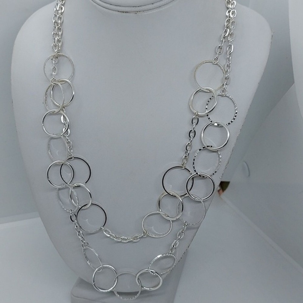 Silver tone double‎ strand hoop necklace